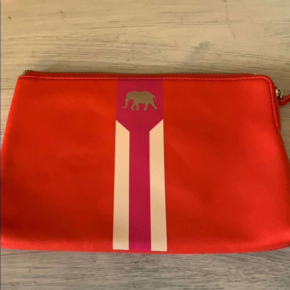 Stella and dot clutch